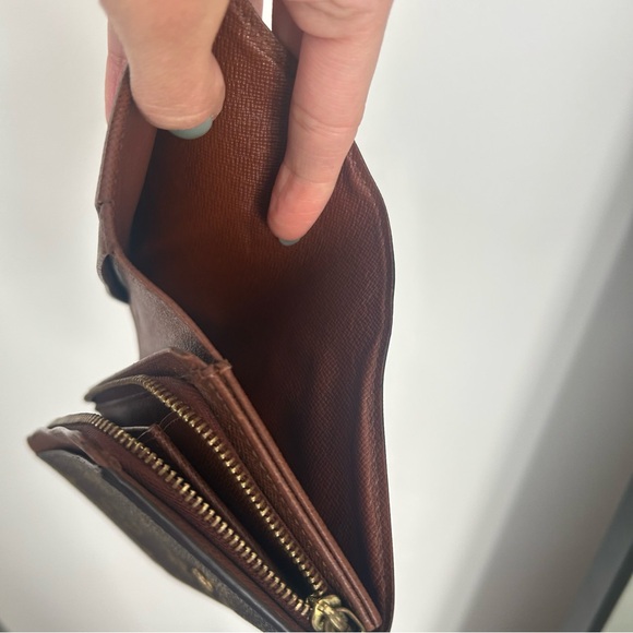 Louis Vuitton Coffrefort Wallet - Picture 10 of 12